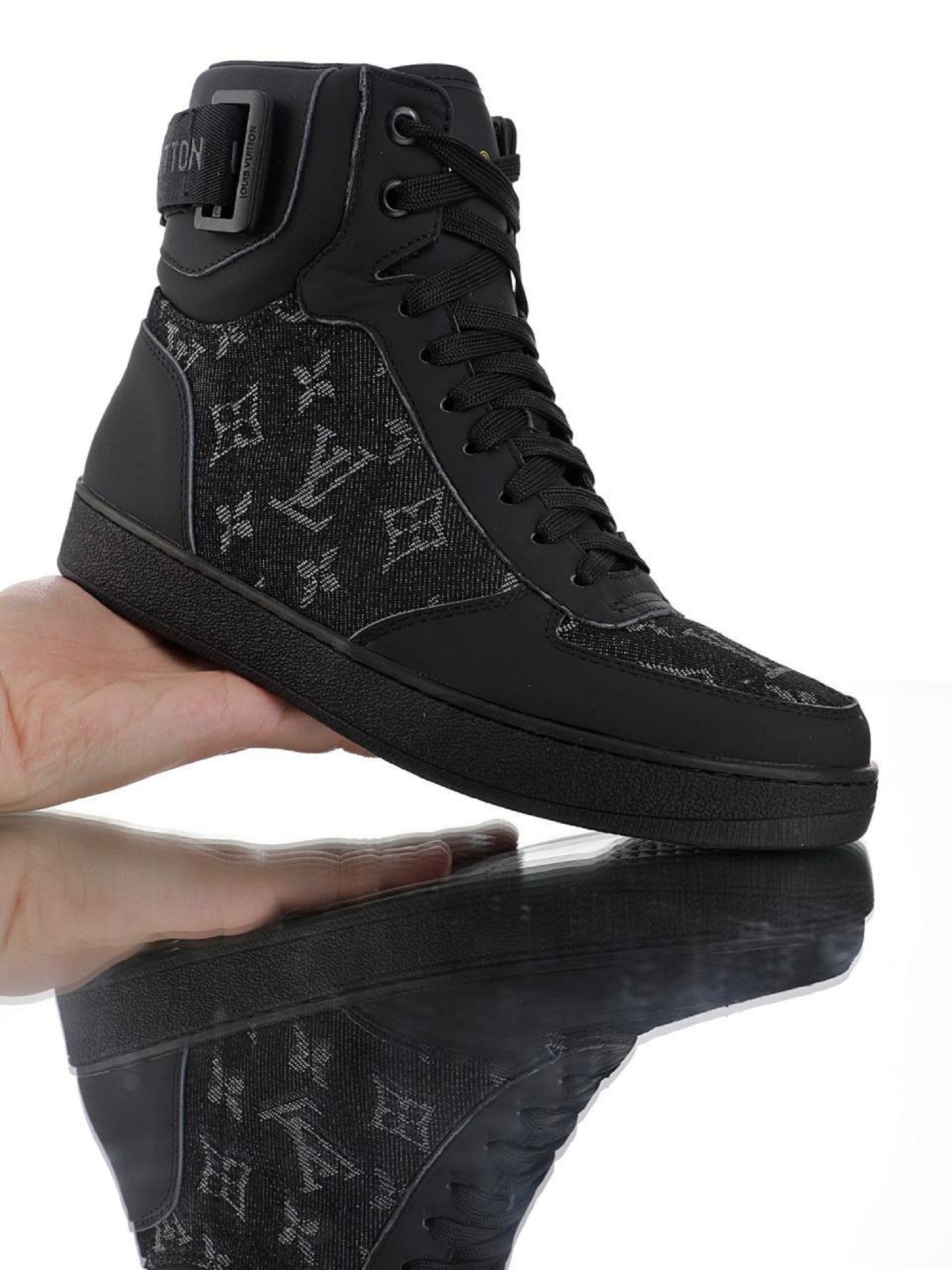 Louis Vuitton LV Rivoli Ankle High Boot "Black Monogram with Grey" 1A8V7U-2 Sneakers