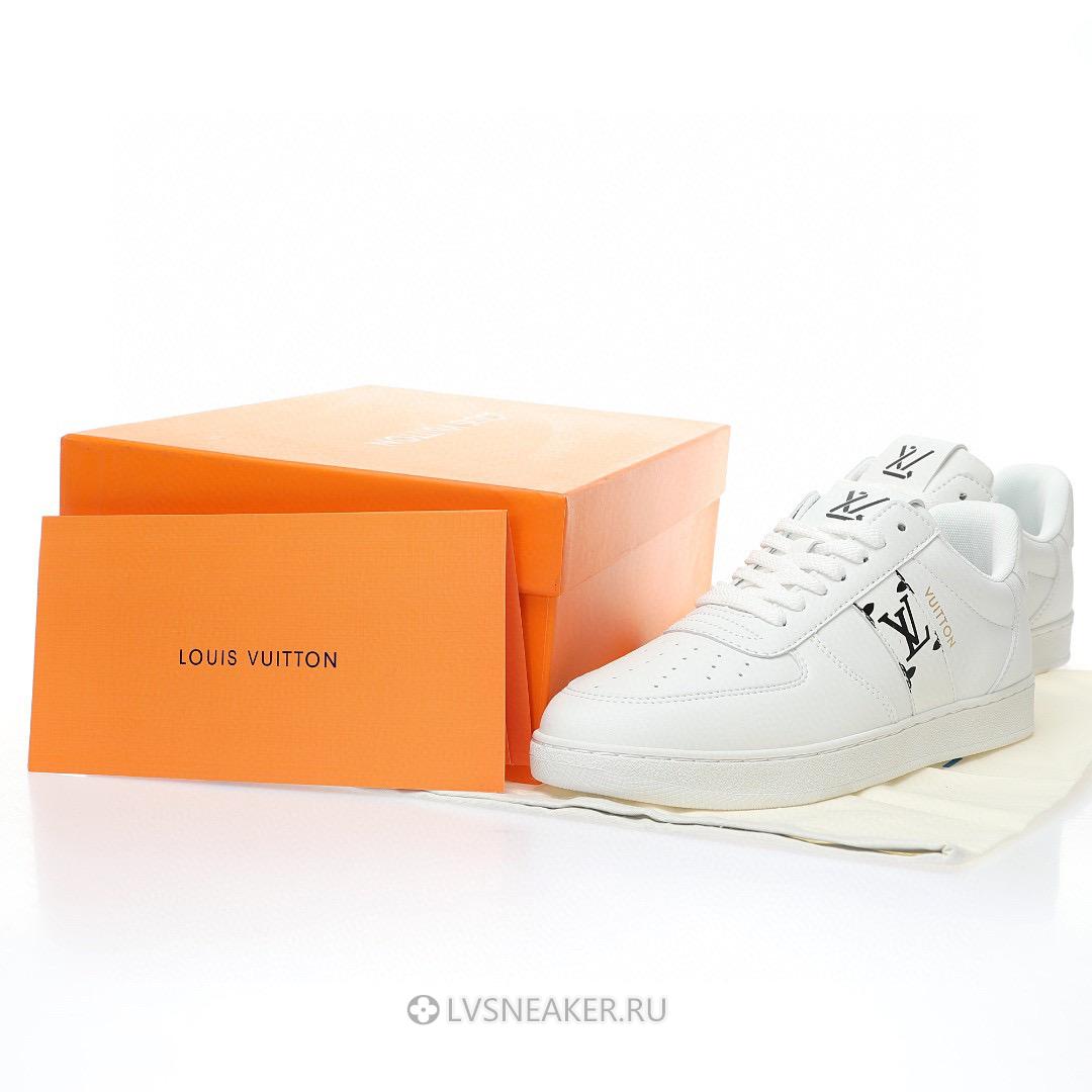 Louis Vuitton LV Rivoli "White with Black Side Monogram Band" 1AAVA0-3 Sneakers