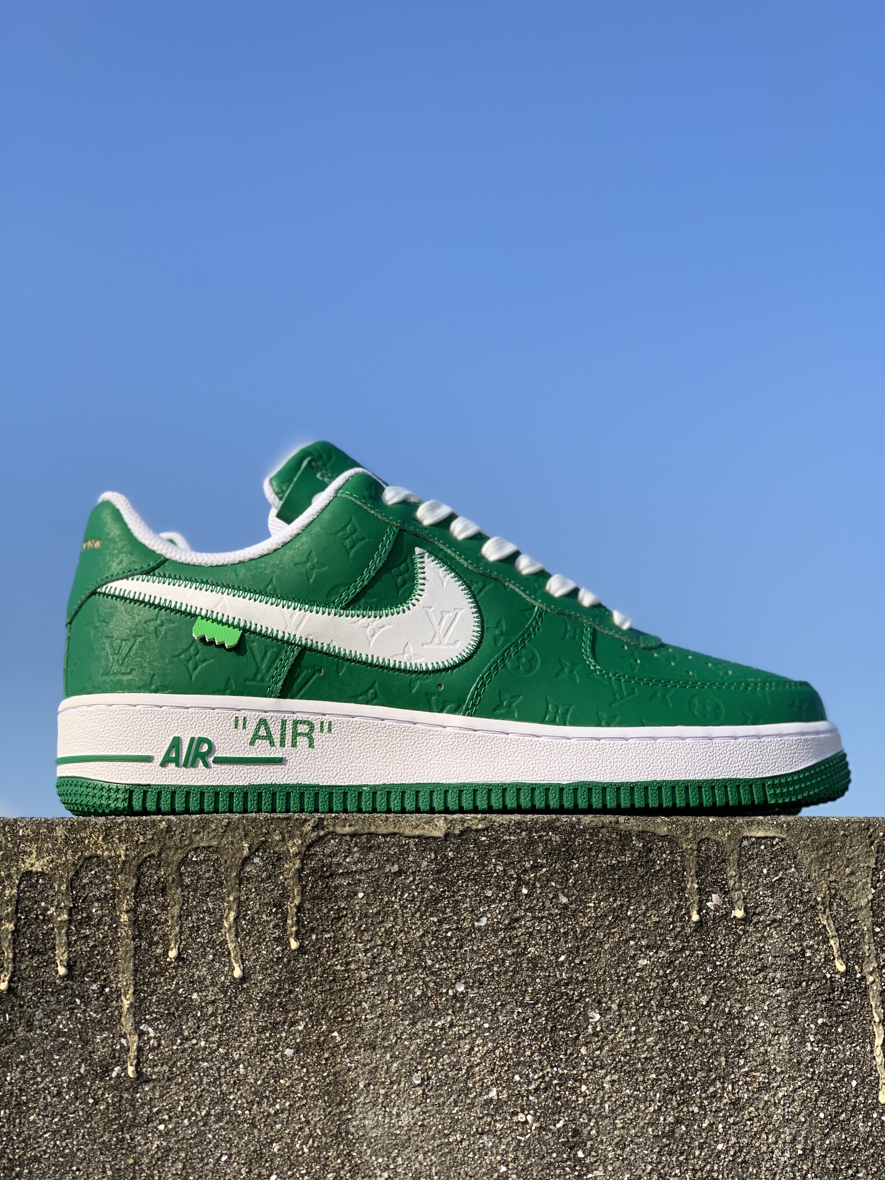 Louis Vuitton LV x Nike Air Force 1 Low "Green" Friends & Family MS1211-GREEN Sneakers