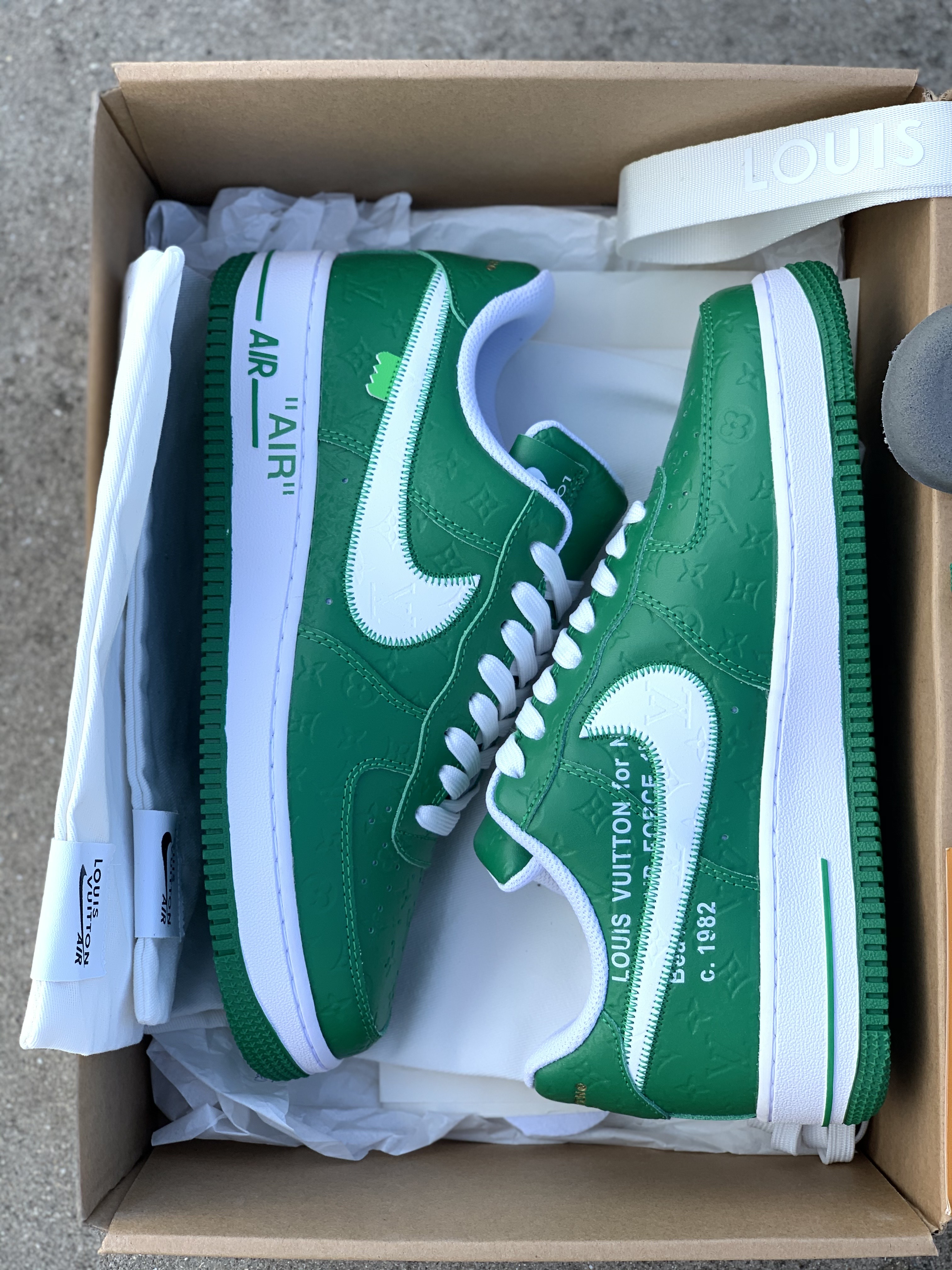 Louis Vuitton LV x Nike Air Force 1 Low "Green" Friends & Family MS1211-GREEN Sneakers