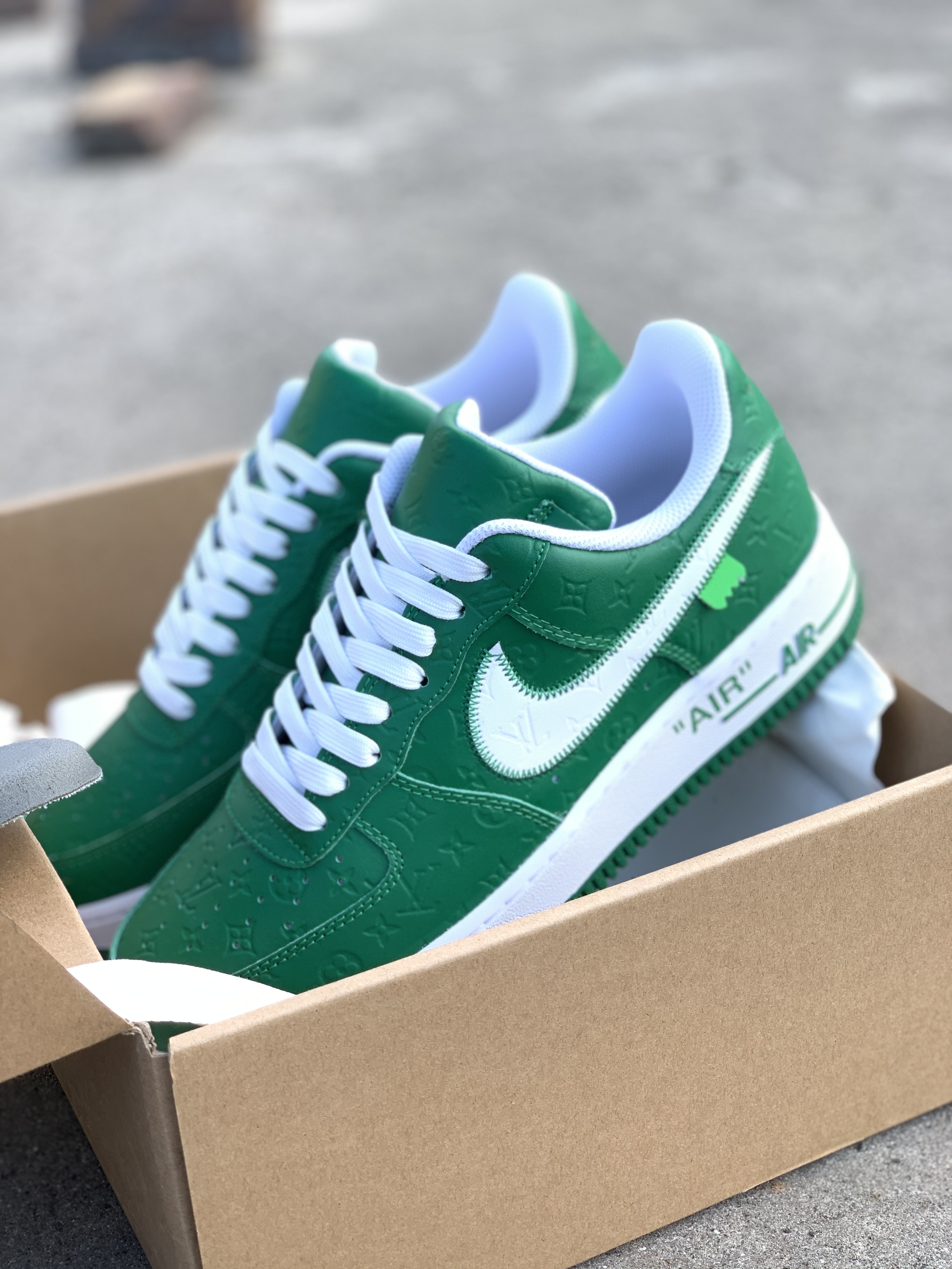 Louis Vuitton LV x Nike Air Force 1 Low "Green" Friends & Family MS1211-GREEN Sneakers