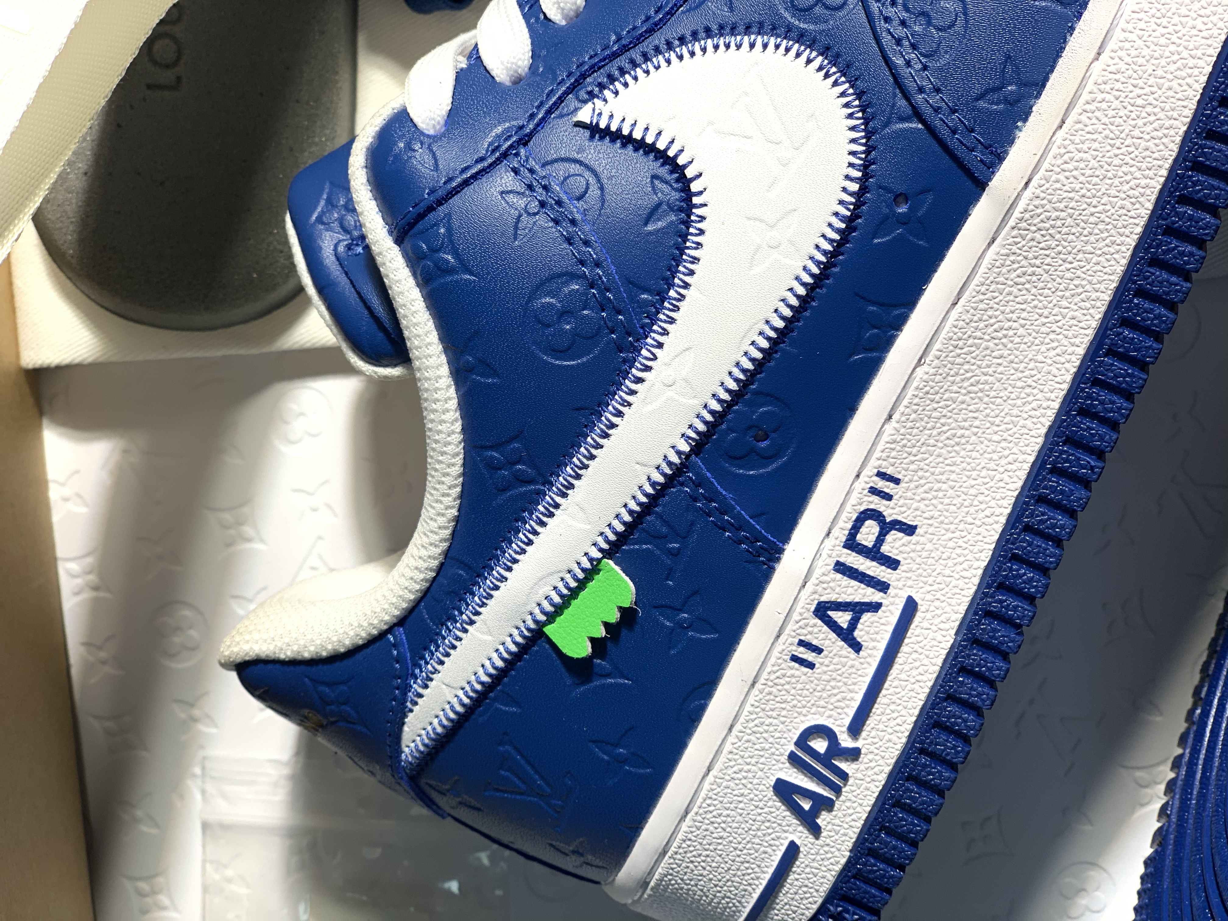 Louis Vuitton LV x Nike Air Force 1 Low "Team Royal" Friends & Family MS1211-ROYAL Sneakers