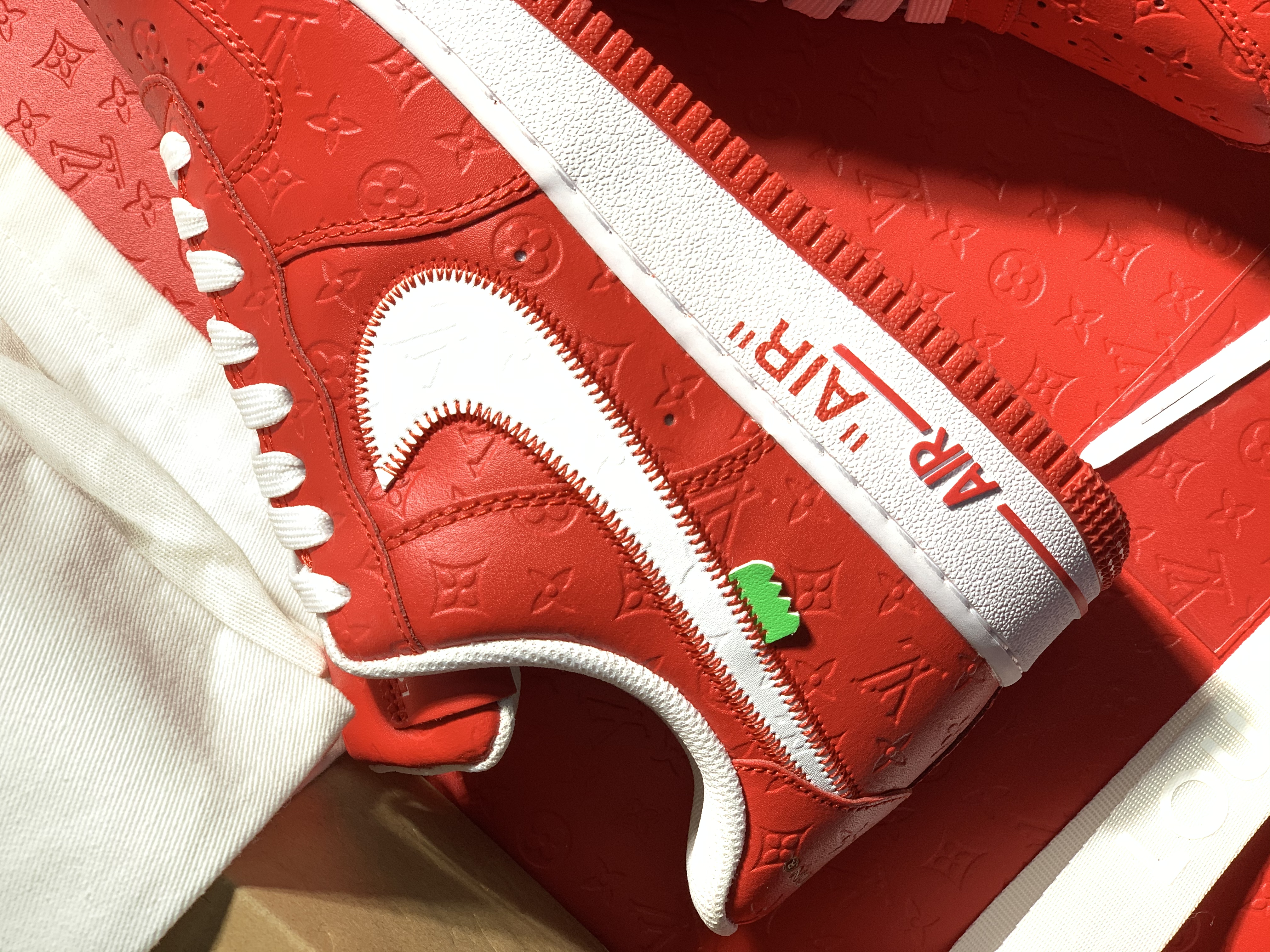 Louis Vuitton LV x Nike Air Force 1 Low "Red" Friends & Family MS1211-RED Sneakers