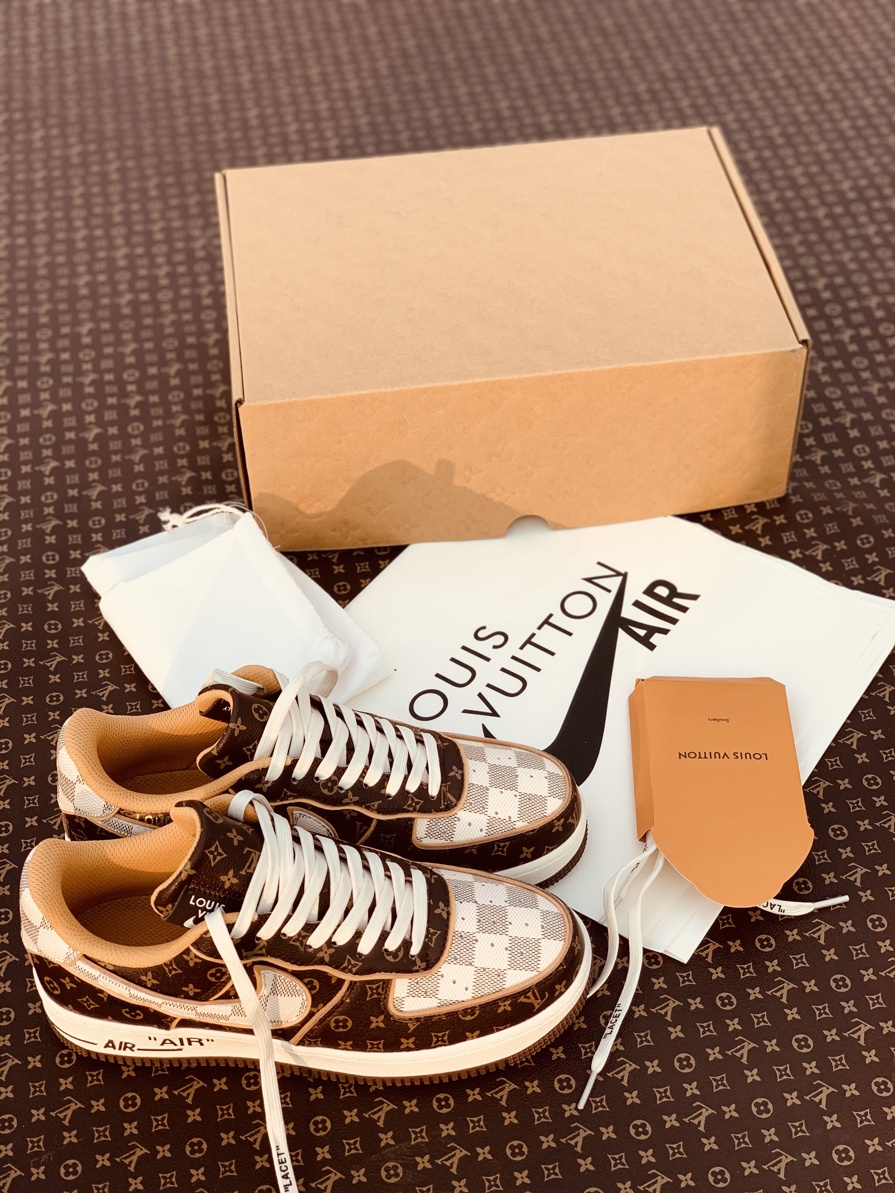 Louis Vuitton x Nike Air Force 1 Low "Monogram Damier" Pilot Case LV-x-AF1-MONOGRAM-DAMIER Sneakers
