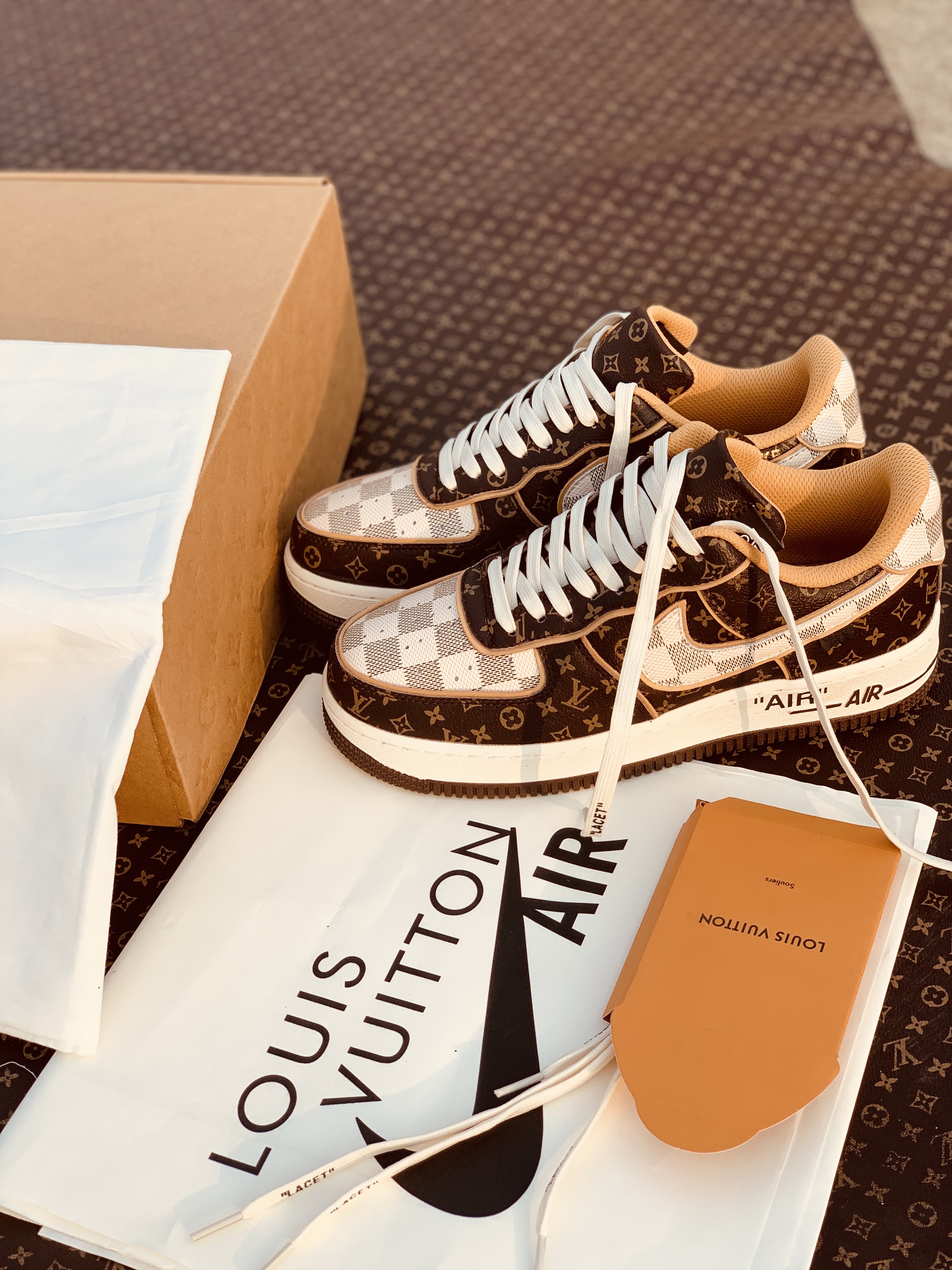 Louis Vuitton x Nike Air Force 1 Low "Monogram Damier" Pilot Case LV-x-AF1-MONOGRAM-DAMIER Sneakers