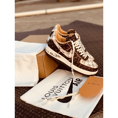 Louis Vuitton x Nike Air Force 1 Low "Monogram Damier" Pilot Case LV-x-AF1-MONOGRAM-DAMIER Sneakers
