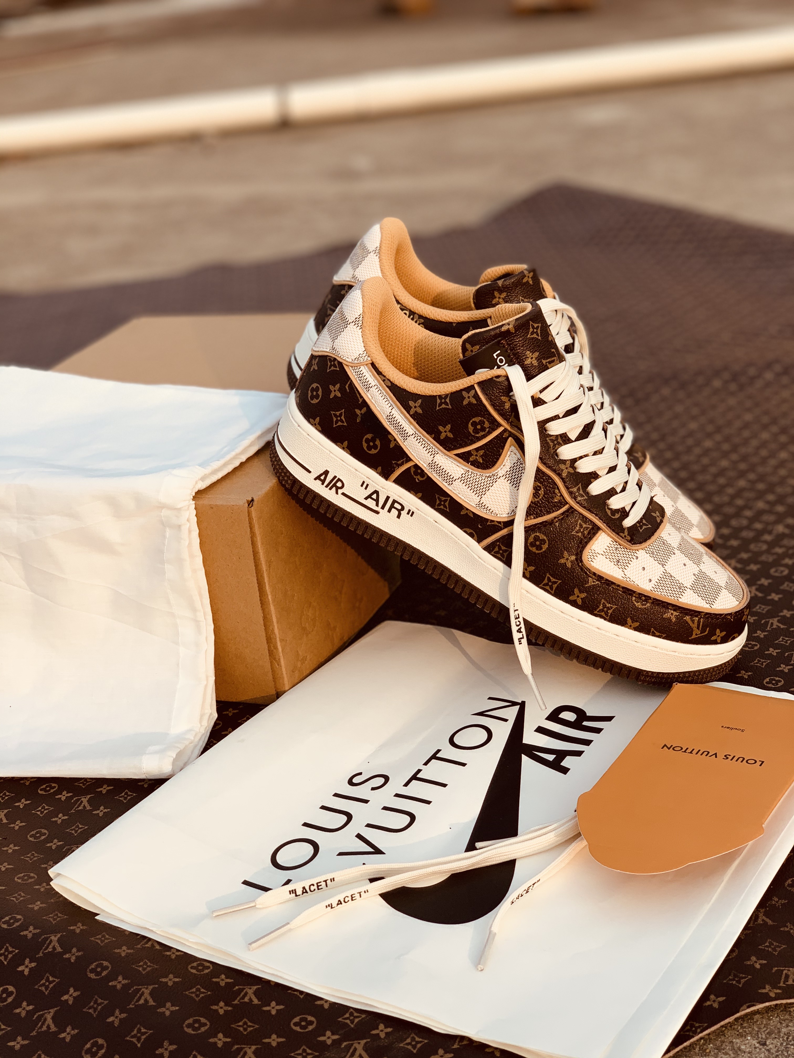 Louis Vuitton x Nike Air Force 1 Low "Monogram Damier" Pilot Case LV-x-AF1-MONOGRAM-DAMIER Sneakers